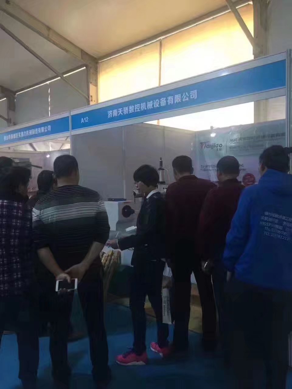 数控木工车床客户