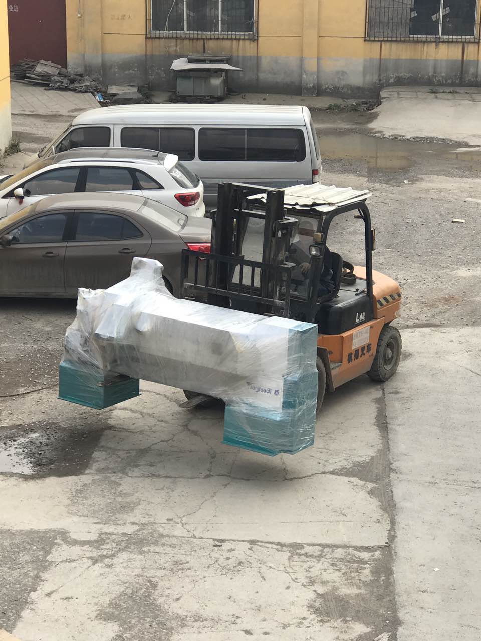 数控木工车准备发货